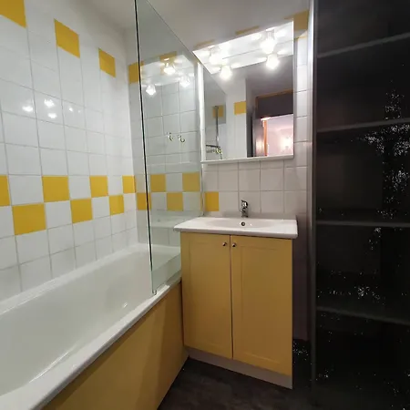 Appartement Lumineux Pour 4 Pers à - Fr-1-353-62 *